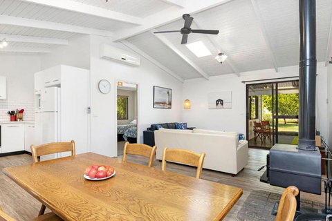 Abbey Beach Shack - Accommodation Asia 1