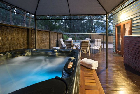 Abbotts Rest - Accommodation Asia 0