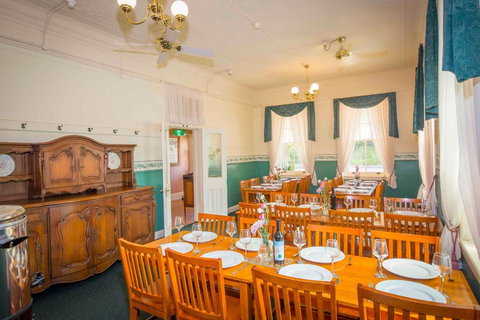 Abernethy House & Cottage - Accommodation China 1