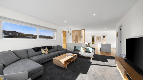 About Time - Accommodation Asia 2