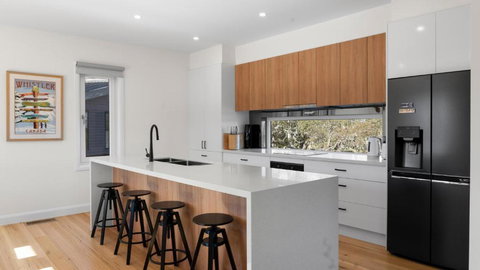 About Time - Accommodation Asia 3