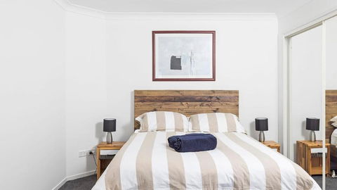 Absolute Waterfront Anna Bay - Accommodation China 3