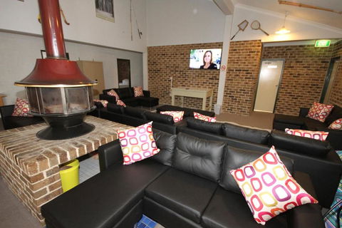 Acacia Snowy Motel - Accommodation China 3