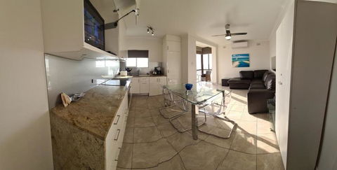 Acushla Accommodation Esplanade Living Self Check-In Self Check-Out - Accommodation Guide 2