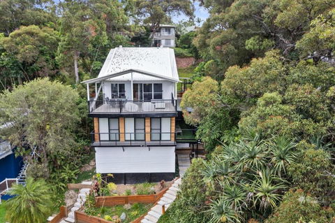 Adder View By Discover Stradbroke - Accommodation Guide 0