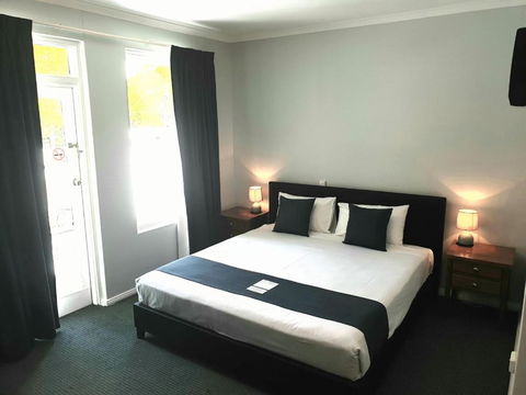 Adelaide Pulteney Motel - Accommodation Guide 4