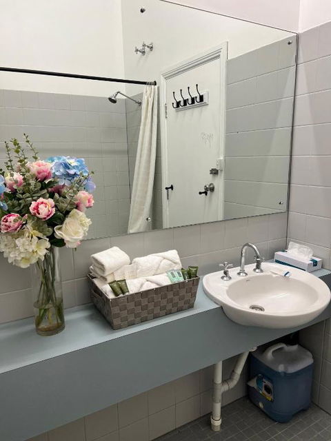 Adelaide Pulteney Motel - Accommodation Guide 2