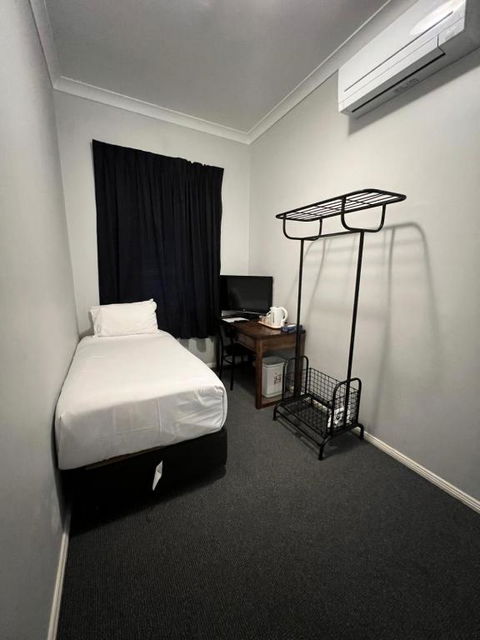 Adelaide Pulteney Motel - Accommodation Guide 1