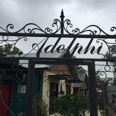 Adelphi Apartment 6 Riverview 2 BDRM Or 6A King Studio Riverview Both With Balconies - Accommodation Guide 1
