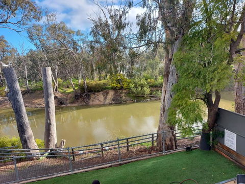 Adelphi Apartment 6 Riverview 2 BDRM Or 6A King Studio Riverview Both With Balconies - Accommodation Guide 2