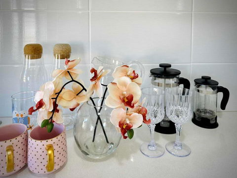 Adorable Modern 4 Br House WiFi & Parking - Accommodation Guide 4
