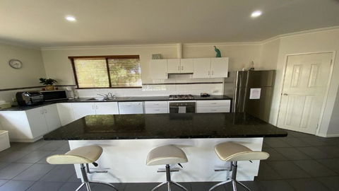 Adriana Retreat - Accommodation Guide 1
