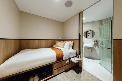 Aerotel Sydney - Inside International Terminal Airport - Accommodation Asia 2