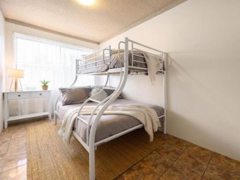 Affordable Relaxing GC Getaway - Accommodation Asia 4