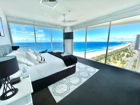 Air On Broadbeach Beachfront 2Level Stunning Apartment With 180 Degree Views - Accommodation Asia 0