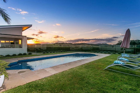 A Perfect Stay - Byrons Brae - Accommodation Asia 0