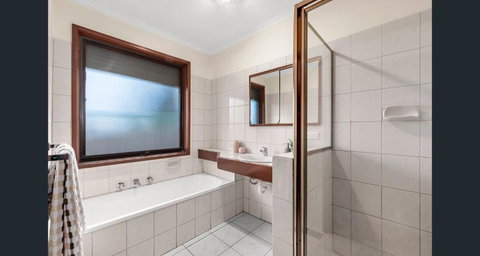 A Room In Mill Park - Accommodation Asia 2