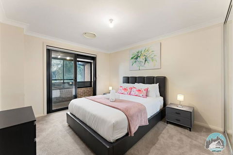 Aircabin - Carlingford - Sydney - 4 Beds House - Accommodation Guide 4
