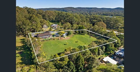 Aircabin - Fountaindale - 4 Beds Spacious House - Accommodation Guide 0