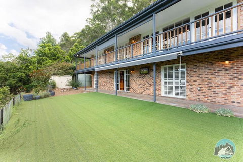 Aircabin - Fountaindale - 4 Beds Spacious House - Accommodation Guide 1