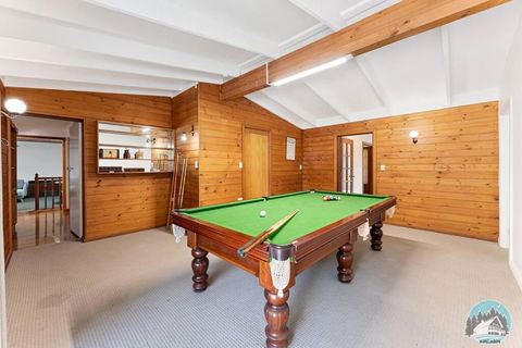 Aircabin - KANGY ANGY - Rural Retreat 4 Bedrooms - Accommodation Guide 3
