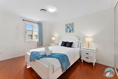 Aircabin - Seven Hills - Lovely - 3 Beds Townhouse - Accommodation Guide 1