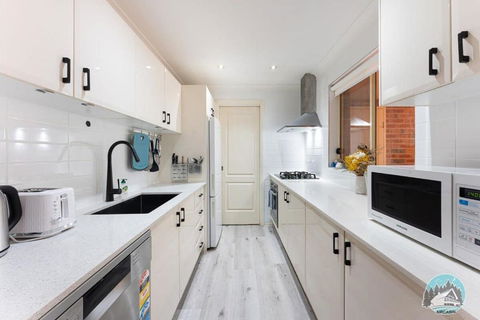 Aircabin - Seven Hills - Lovely - 3 Beds Townhouse - Accommodation Guide 2