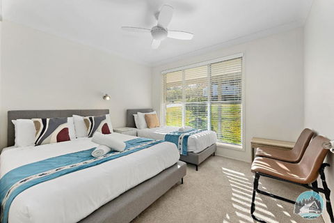 Aircabin - Wyong Creek - Comfy Rural Retreat House - Accommodation Guide 3