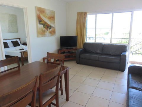Airlie Beach Apartments - Accommodation Guide 3