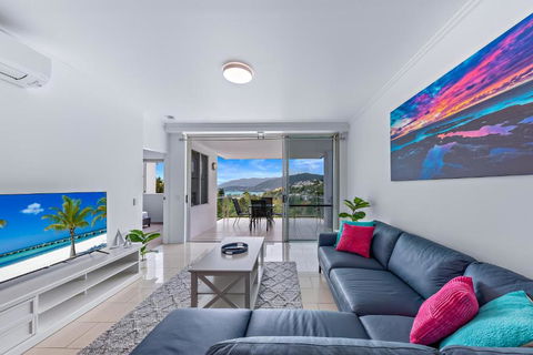 Airlie Summit Apartments - Accommodation Guide 4