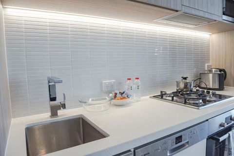 AirTrip Apartments On Tribune Street - Accommodation Guide 1