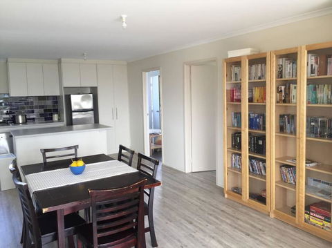 Airy Beach Escape In Ventnor - Accommodation Guide 3