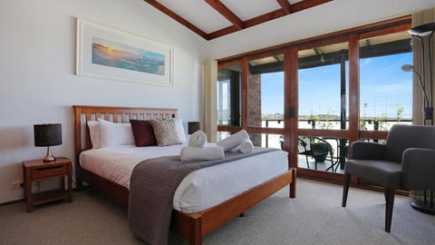 Aisling Saifir - Accommodation Guide 4