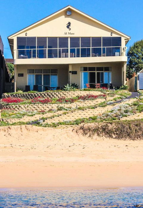 Al Mare Beachfront Retreat Award Winner - Accommodation Guide 4