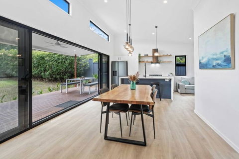 Alawara - Private Studio On Estate Escape - 2B1B - Accommodation Guide 0