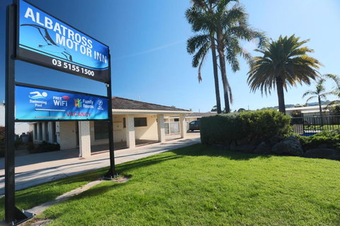 Albatross Motor Inn - Accommodation Asia 1