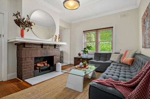 Albert Park Art Deco Gem Sleeps 5 Bevan 4 - Accommodation Guide 2