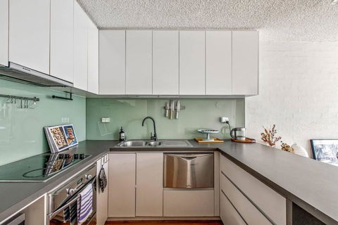 Albert Park Hideaway - A Peaceful Leafy Locale - Accommodation Guide 2