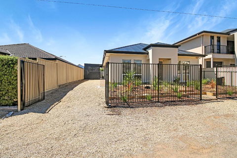 Aldinga Beach Experience - C21 SouthCoast Holidays - Accommodation Guide 3