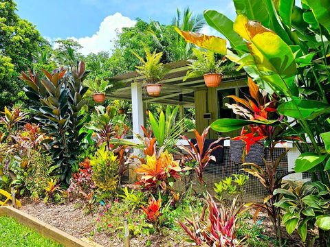 Alena Star House, Eco Retreat With Pool, Prime Position - Accommodation Guide 2