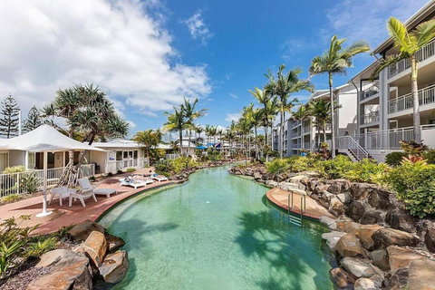 Alex Heads Beachfront Resort King Bed Studio Room - Accommodation Asia 0