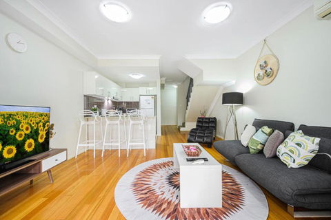 Alexandria To Sydney Central Sydney Park Shop - Accommodation Guide 0