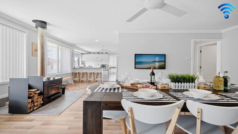 Alka Beach House - Accommodation Guide 0