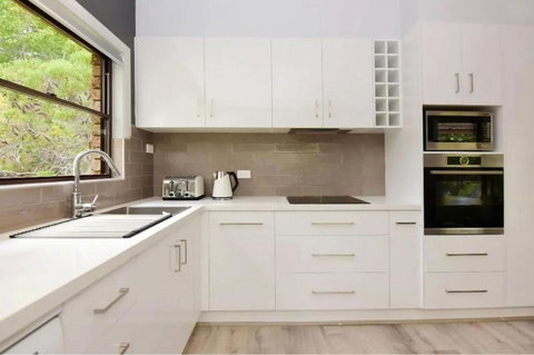 All Decked Out At Hyams Beach By Experience Jervis - Accommodation Asia 3