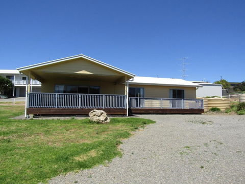 All Decked Out In Turton - Accommodation Guide 0