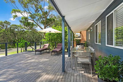 All Decked Out - Accommodation Guide 4
