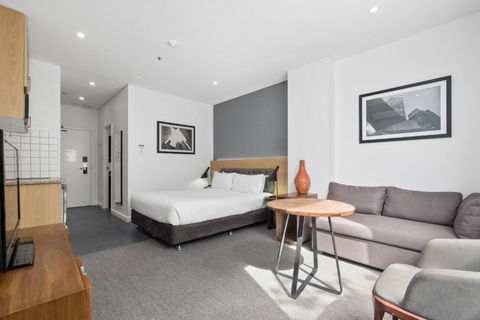 All Suites Perth - Accommodation Guide 1