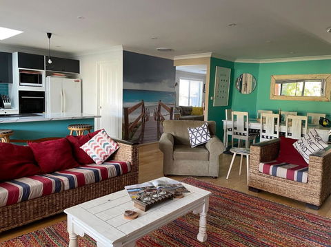 ALLE21 - Barefeet - Accommodation China 1