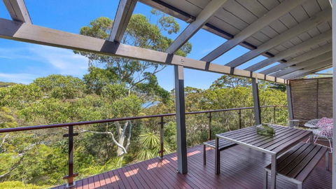 Allure - Bay Views And Wifi - Accommodation Guide 2