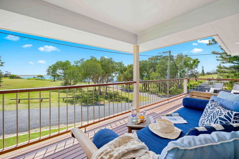 Allure By The Sea - Accommodation Guide 3